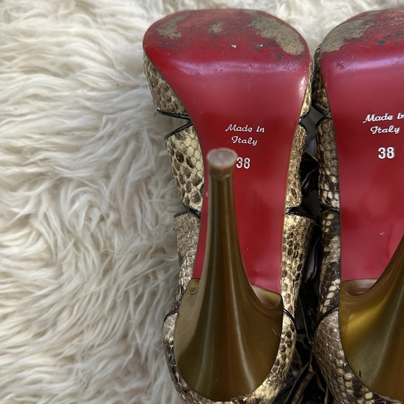 TT Bagatt Heels - Picture 4 of 7